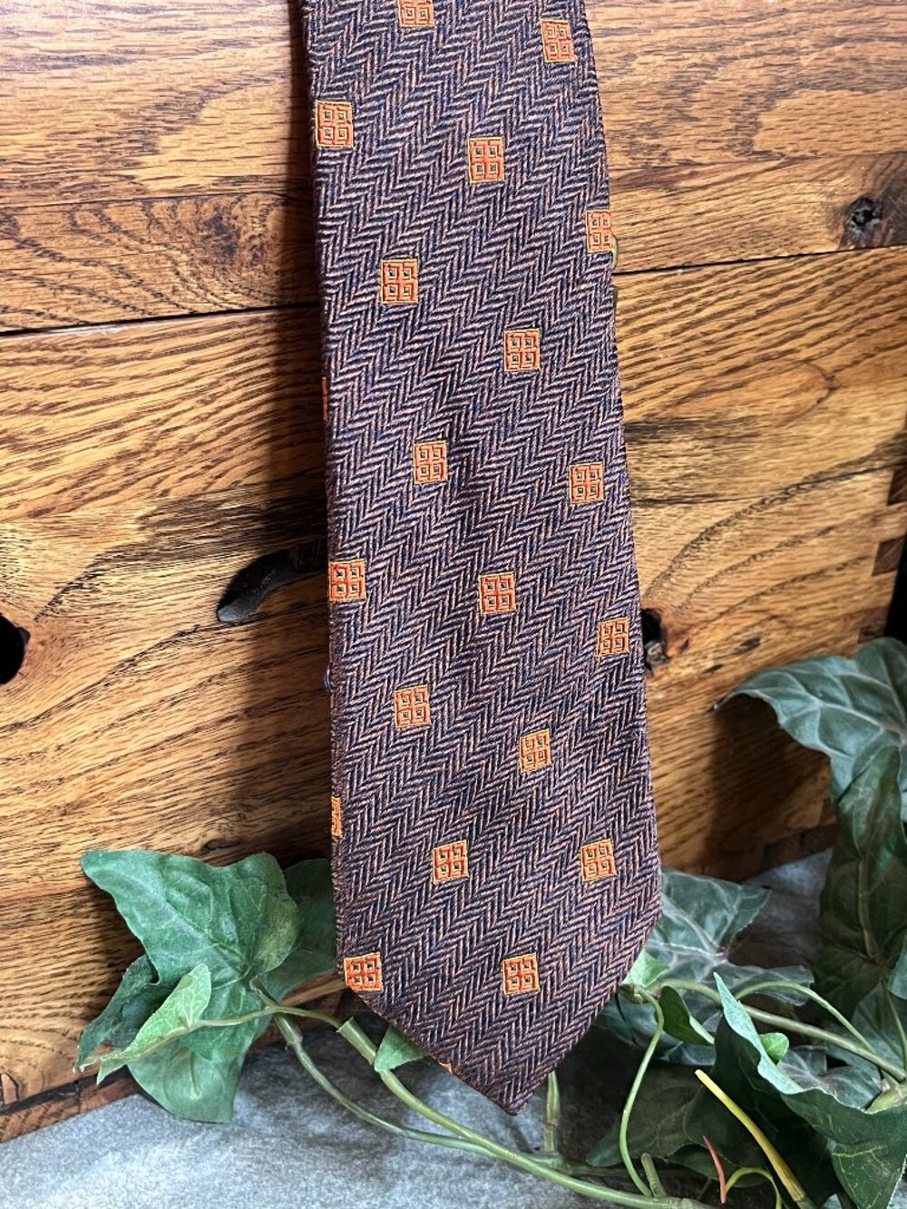 Kuhlman Men's Silk Necktie Handmade Italy 60" Brown Herringbone Orange Squares